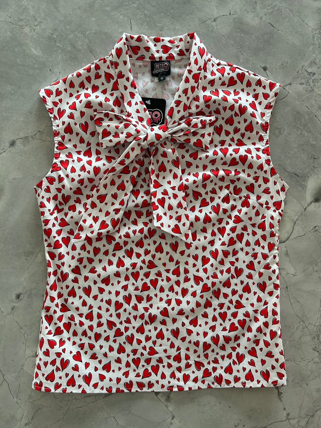 Vintage Style Bow Top in Hearts
