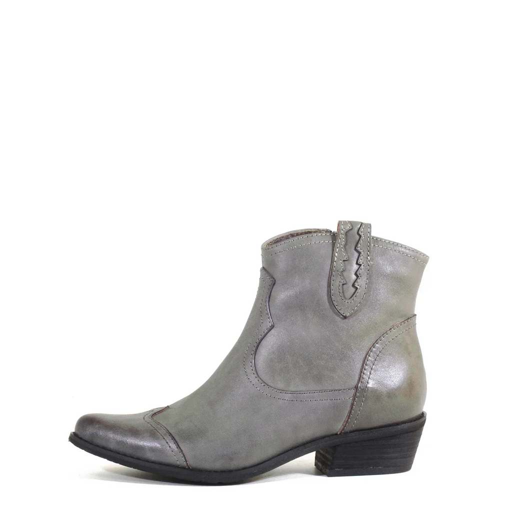 Connor Leather Western Booties