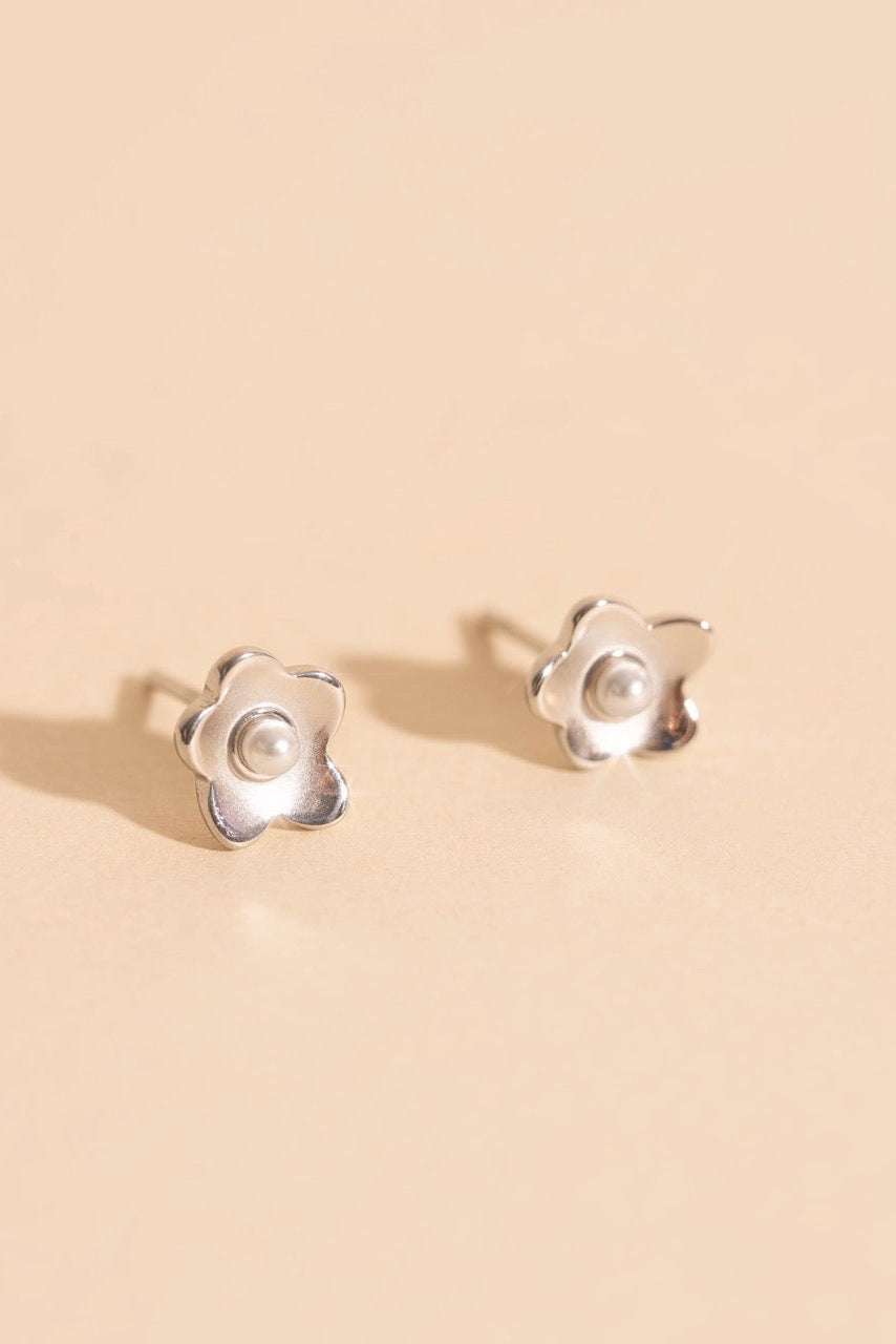 Mini Pearl Flower Stud Earrings